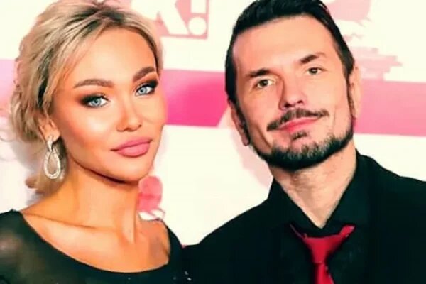    Денис Сердюков с бывшей женой, фото: thevoicemag.ru