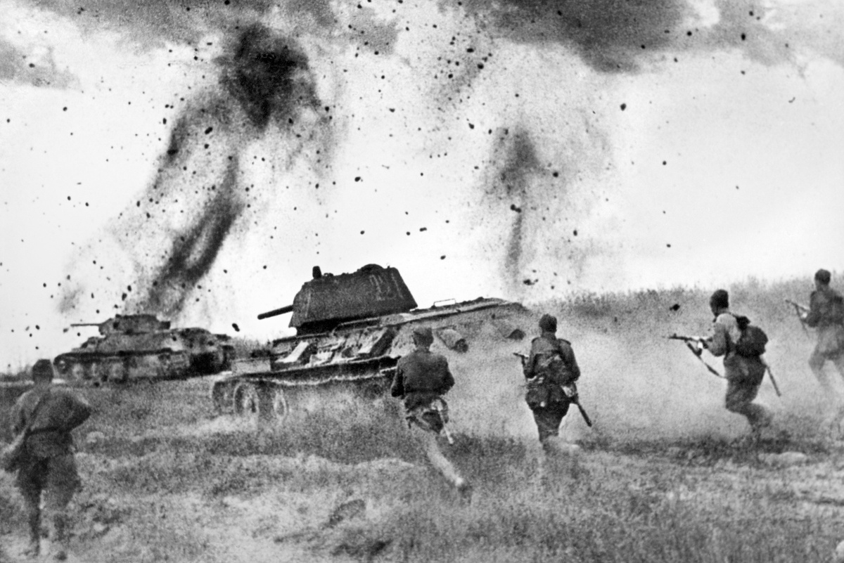  📷 📷 📷 📷 📷 📷   Танковое сражение под Прохоровкой