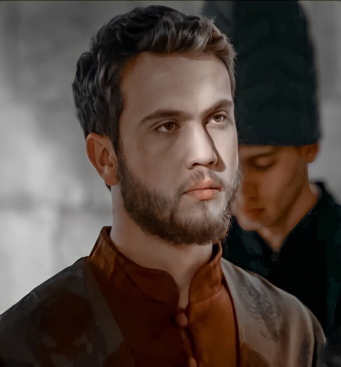 Отец верит в  дешевые сказки. 