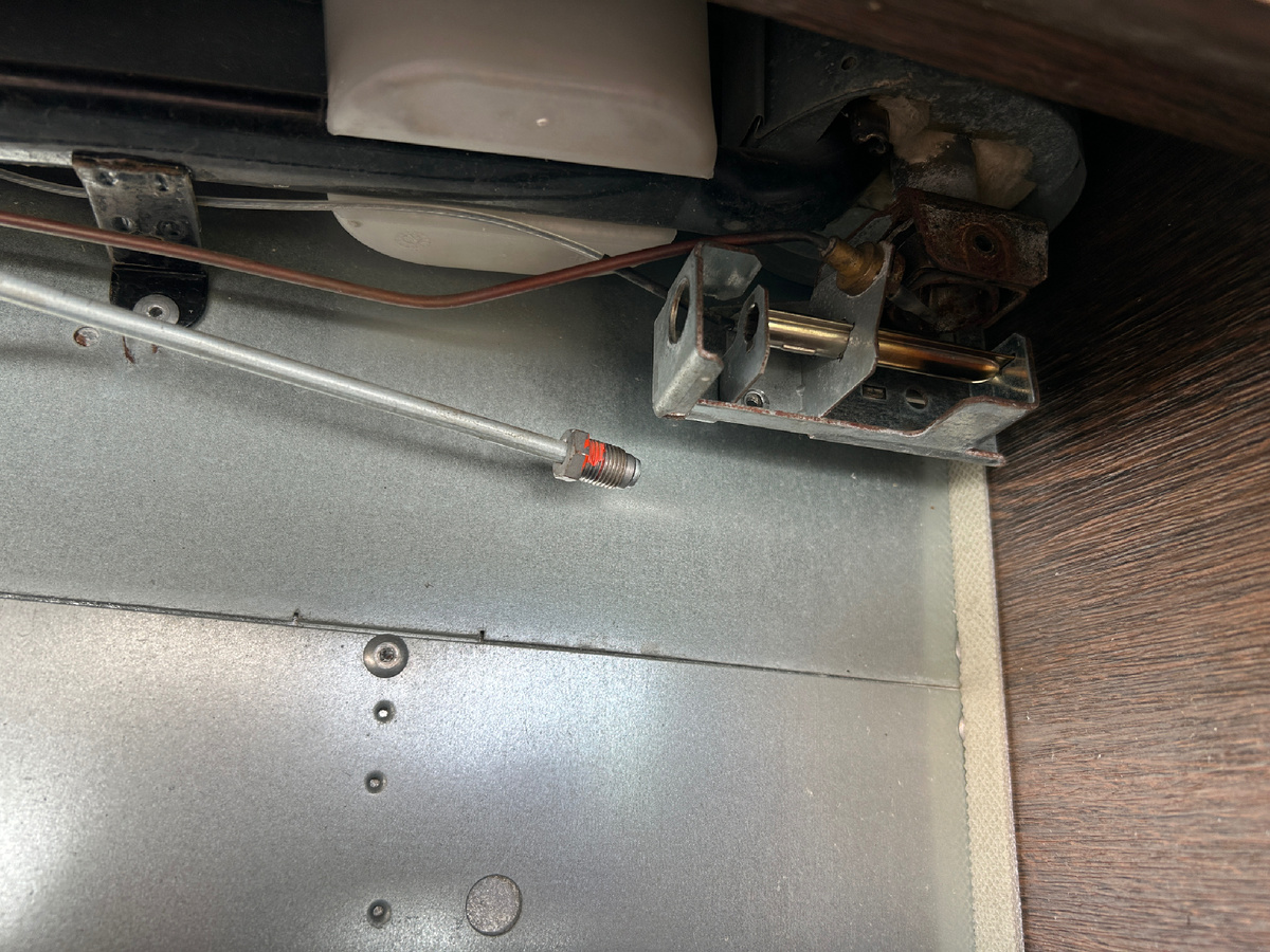 Старая разобранная горелка 