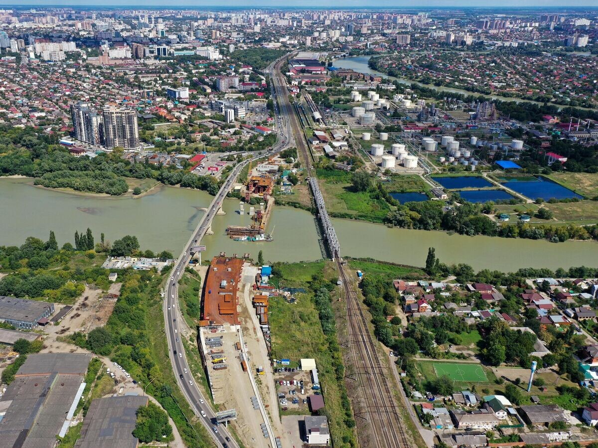    Вид на реку Кубань в Краснодаре© РИА Новости / Виталий Тимкив