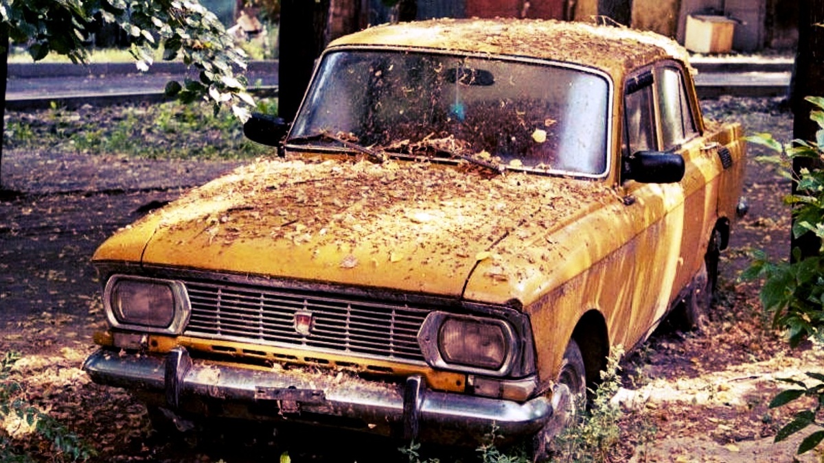 Нельзя так обращаться с автомобилем. Фото взято из открытых источников: https://yandex.ru/images/