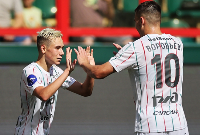 "Локомотив" начал новый сезон с непростой победу над дебютантом РПЛ. Фото: МИР РПЛ