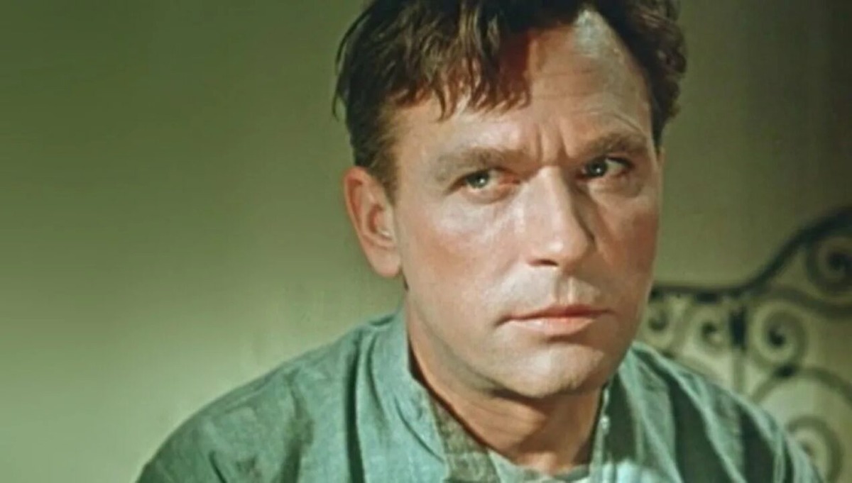 Народный артист СССР Пётр Чернов, сыгравший роль поэта в фильме "Моабитская тетрадь".