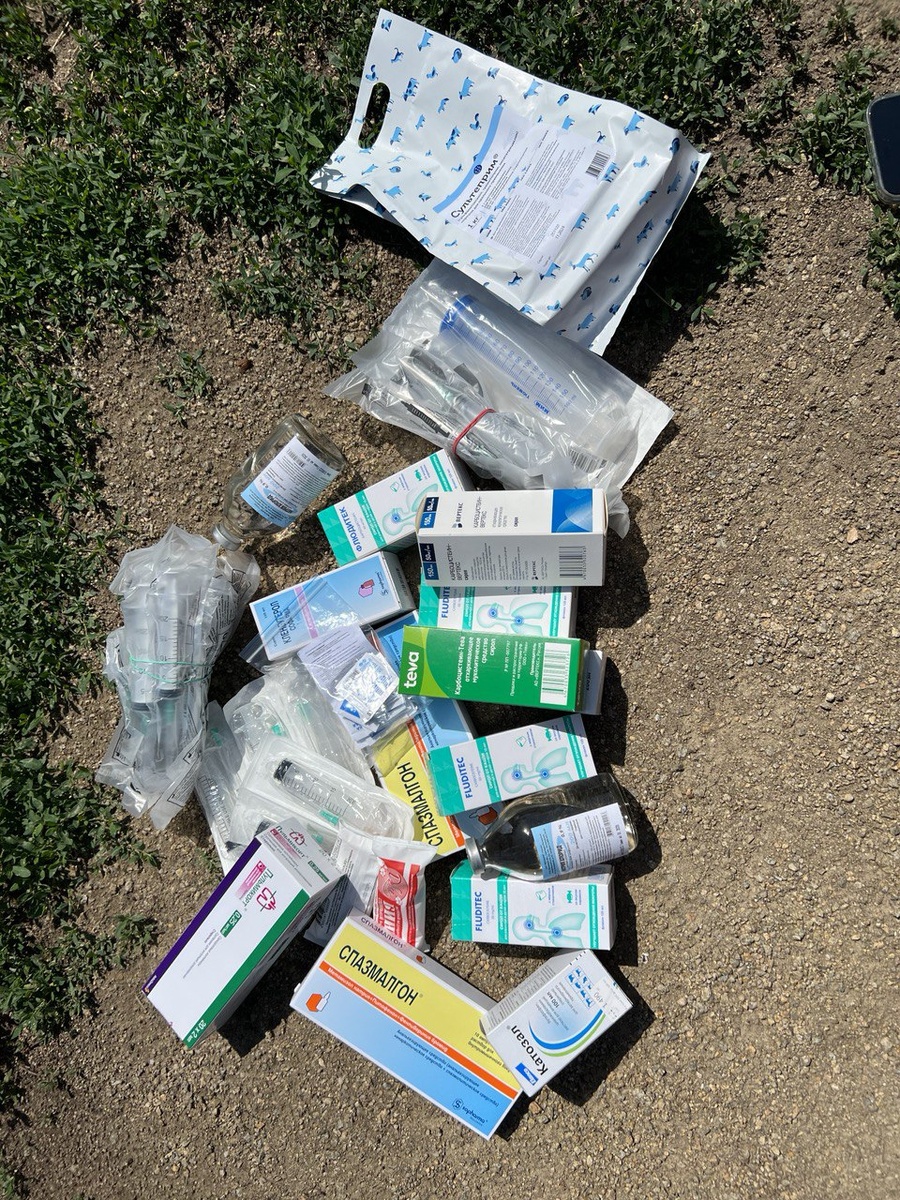 © Экографика. Количество лекарств, потребовавшихся для того, чтобы привести в чувства лошадь, которая едва-едва держалась а ногах 