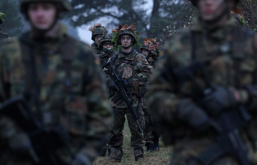    России объявят войну? Киев готовится сдать Донбасс. Новый разговор Белоусова с военкорами: Главное к 21:00