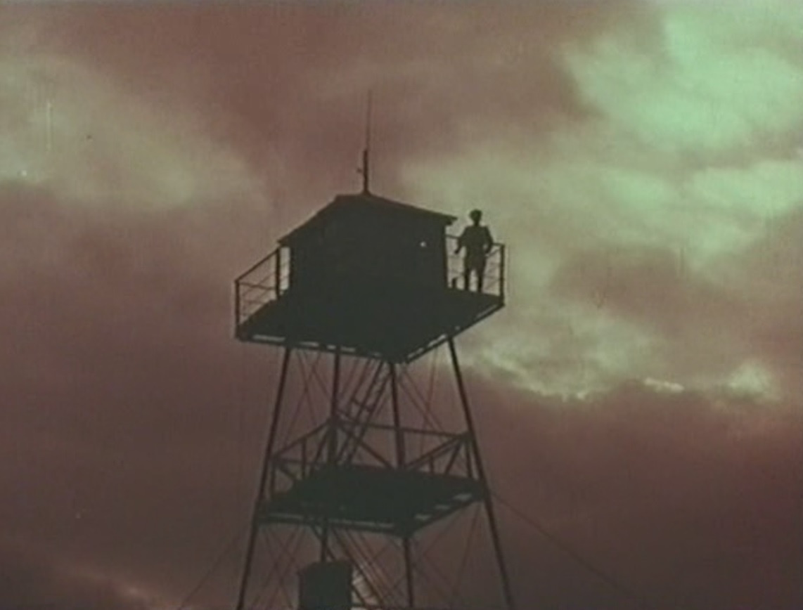 Граница на замке. Кадр из фильма