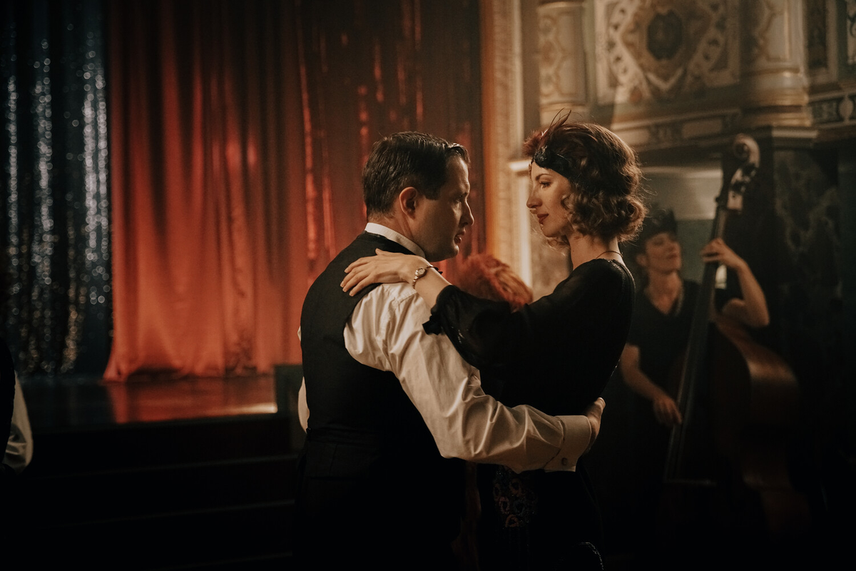 Карим Леклу, Луиз Бургуэн