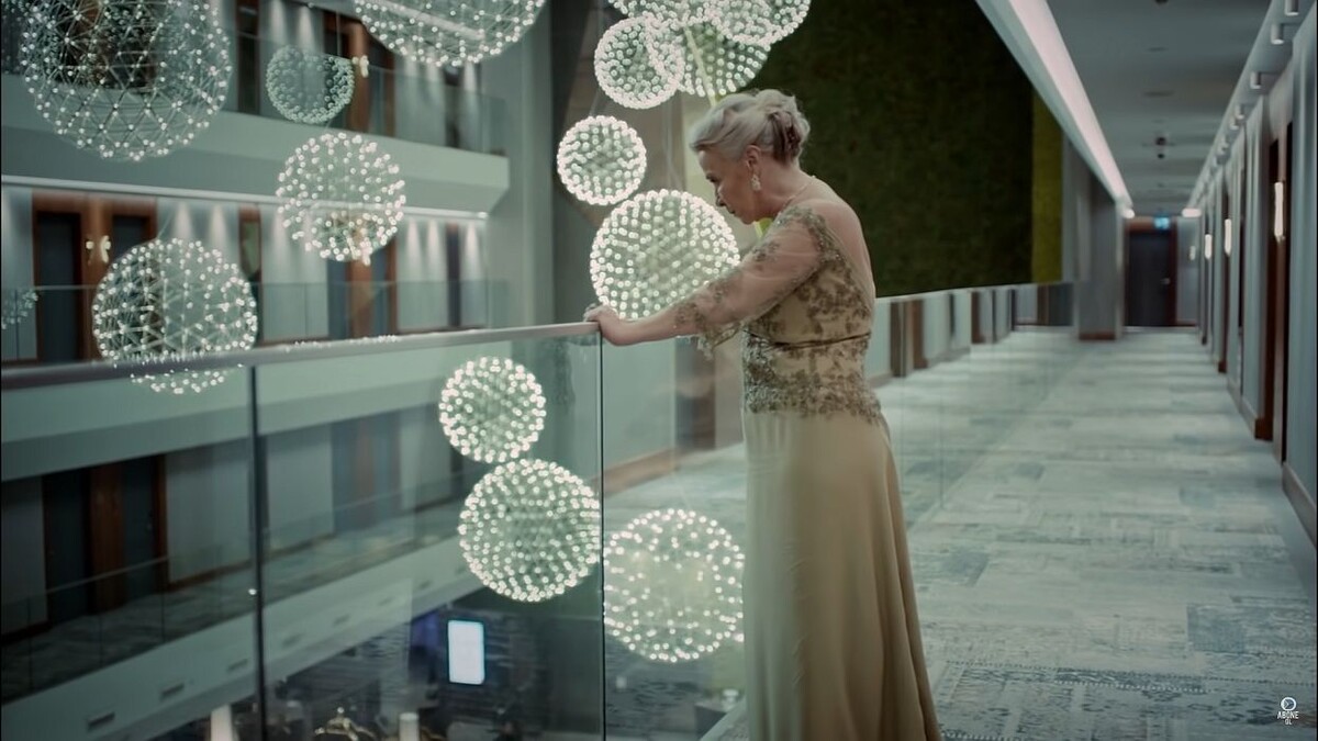 Кадр из сериала "Невеста из Стамбула", Турция, 2017 год.