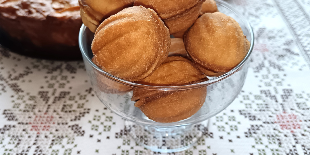 Орешки с вареной сгущенкой как в СССР. Рецепт из старой тетрадки