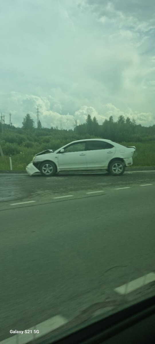    ДТП на трассе. Источник: "Инцидент Барнаул"