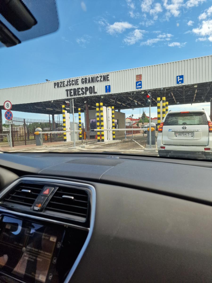 фото автора: граница Тересполь-Брест