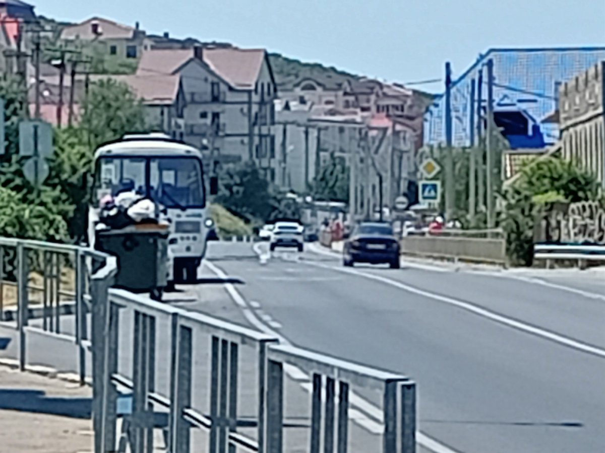 Лужу видите? А ее нет!