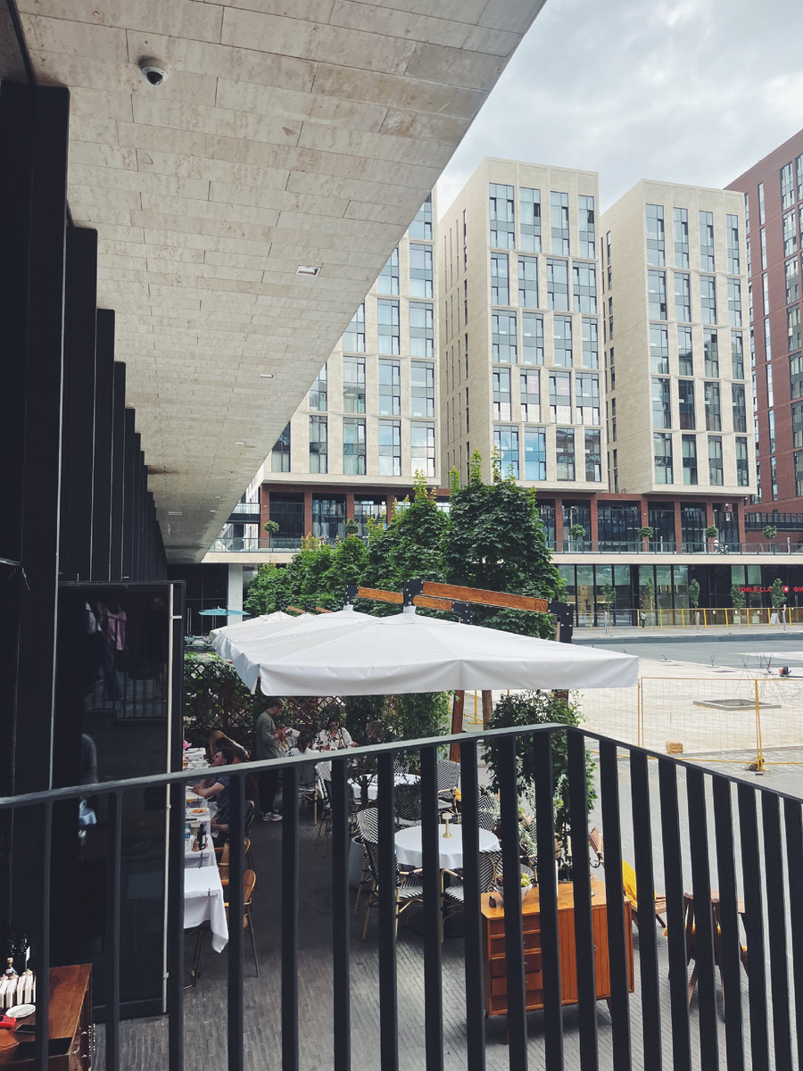 Веранда Rebecca , Ул. Ефремова 10 стр. 1  