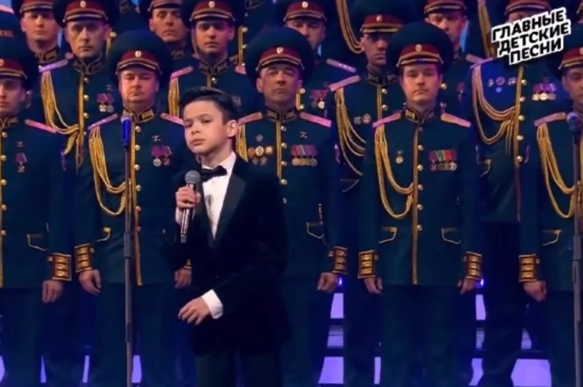    12-летний Рамазан Биккинин из Башкирии спел на концерте в Кремле