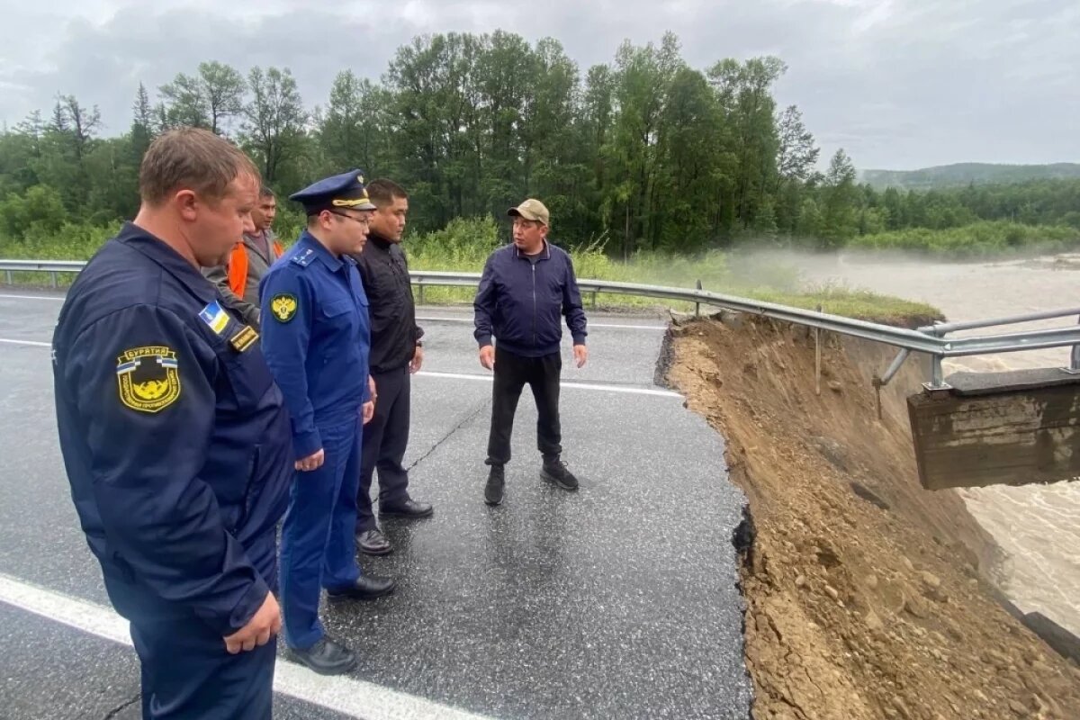    Мост на дороге в Монголию частично обрушился в Бурятии