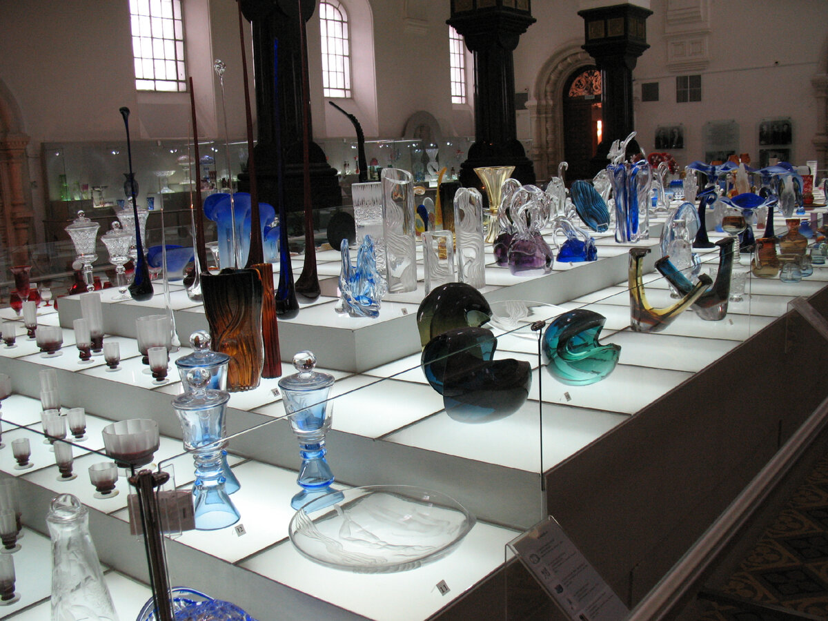 Торт гусь хрустальный. Торт из кондитерской. Торт с гусем на день рождения. Торт сказка. Гх eav 79-160/s нб бокалов для шампанского 6шт.