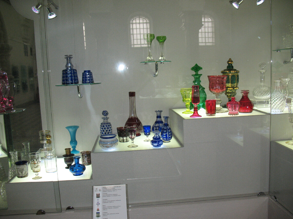 Стекольный промысел гусь-хрустальный. Курицы гусь хрустального. Народные промыслы гусь хрустальный. Подставка под яйцо хрустальная завод. Гусь хрустальный мастера стеклодувы.