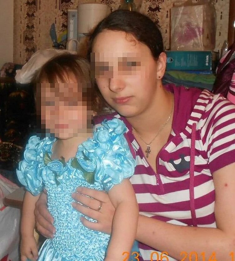 У матери еще четверо детей (на фото старшая дочка). Фото: СОЦСЕТИ.