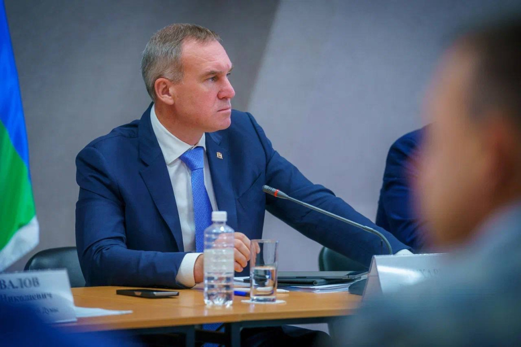    Руслан Кухарук во время поездки в Нижневартовский район обсудил вопросы газификации, медицины, дорог и развития межрегионального сотрудничества
