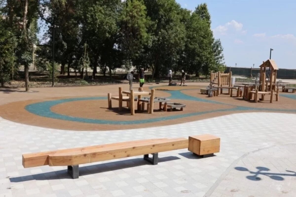    В Таганроге почти завершили обновление Пушкинской набережной