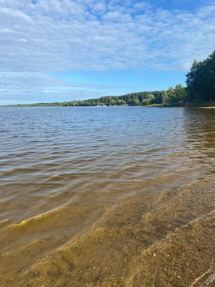 Идеальная, теплая и чистая вода в 7 утра 