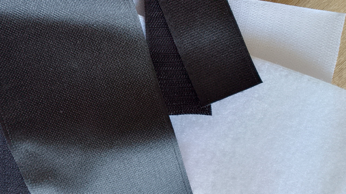 ленты-липучки бывают разных размеров и цветов