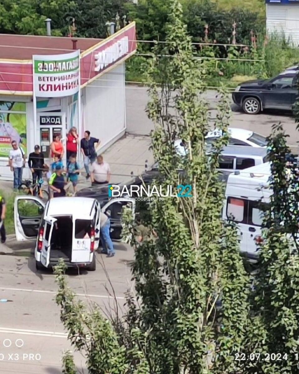    ДТП на улице Балтийской. Источник: Barnaul 22