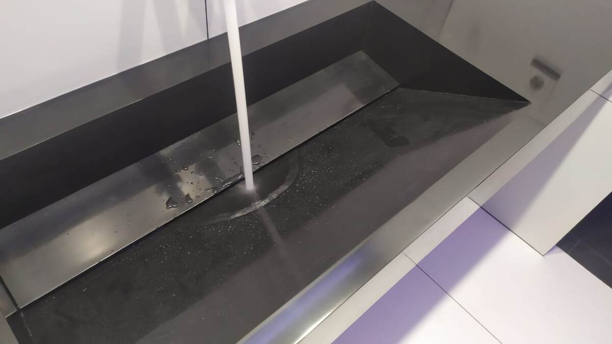 раковина скрытый слив