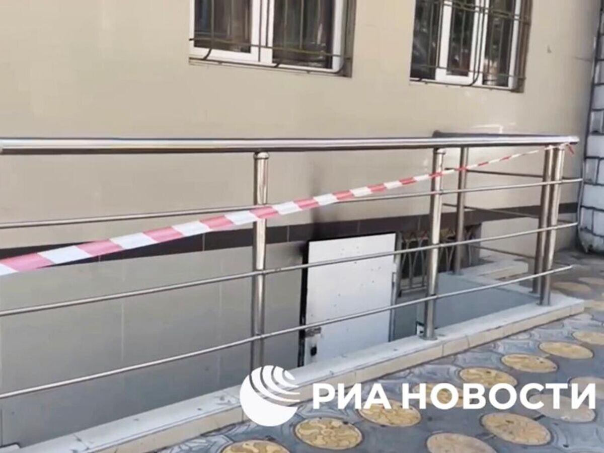    Вход в квест-комнату в Махачкале, где произошел пожар© РИА Новости