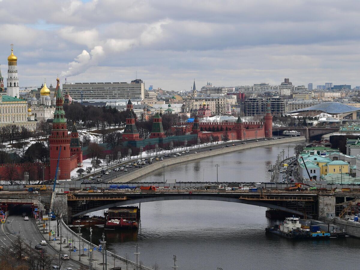    Продолжается реконструкция Большого Каменного моста© РИА Новости / Алексей Майшев