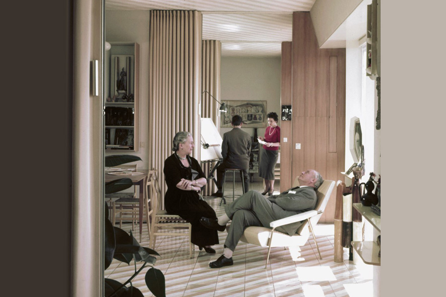 Джо Понти и Джулия Понти в их доме на Via Dezza, 1957. © Gio Ponti Archive 