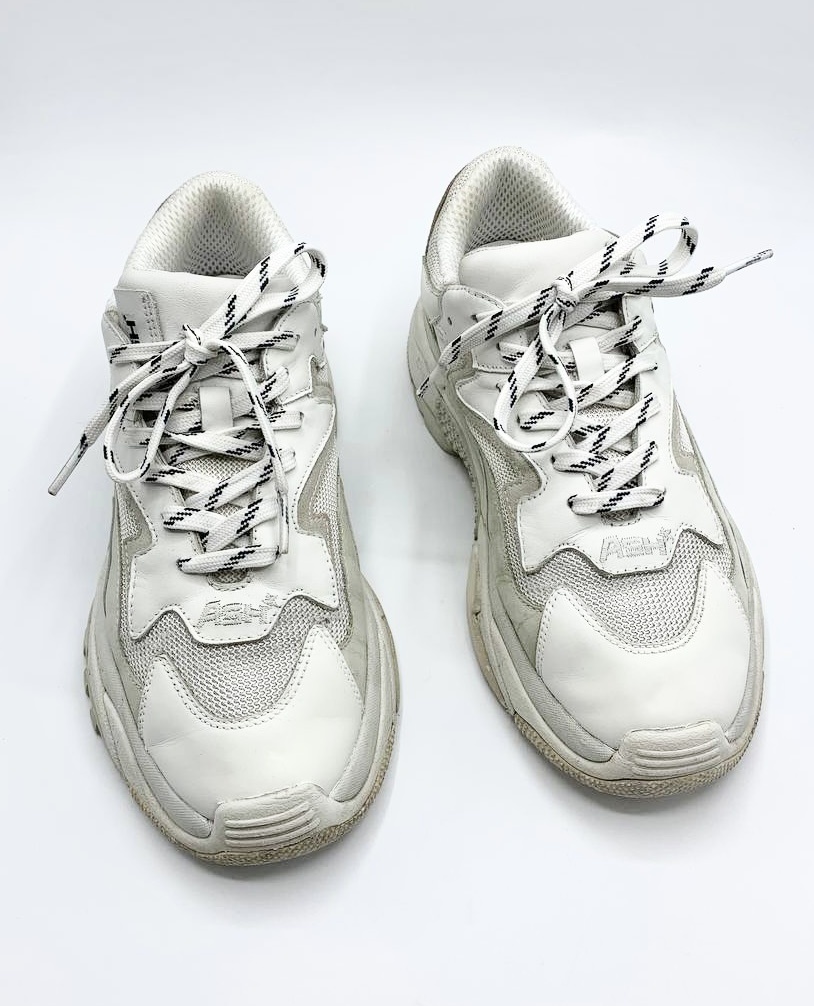 Фото 2.  Пятка на кроссовках бренда ASH «после» замены.