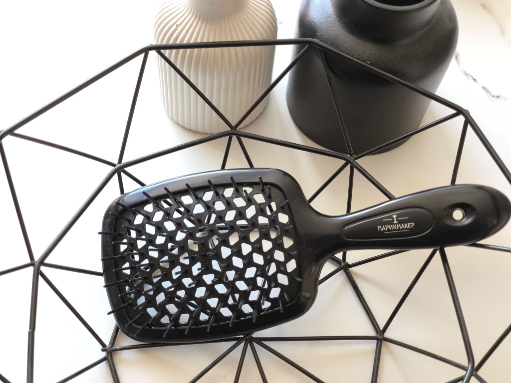 Скелетная расчёска-щетка от iparikmaher.ru