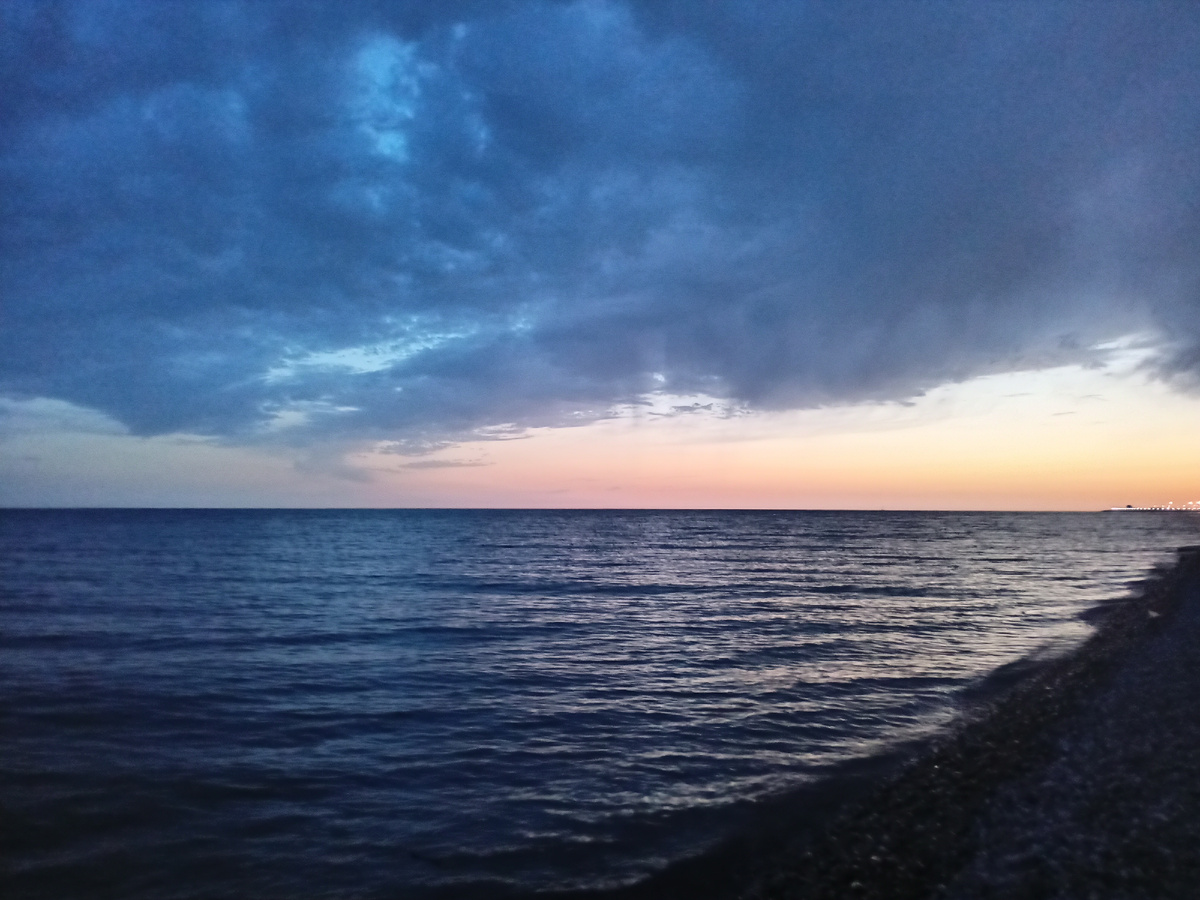 Вид моря. Так решил вспомнить)