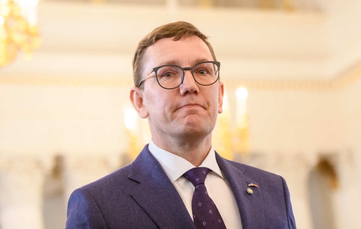 Министр входит в правительство. Министр входит в правительство. Министр входит в правительство. Министр входит в правительство. Министр входит в правительство.