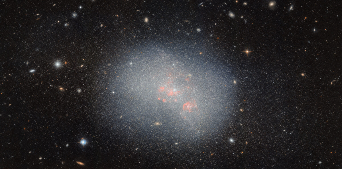 Галактика NGC 5238. Источник: ESA/Hubble & NASA
