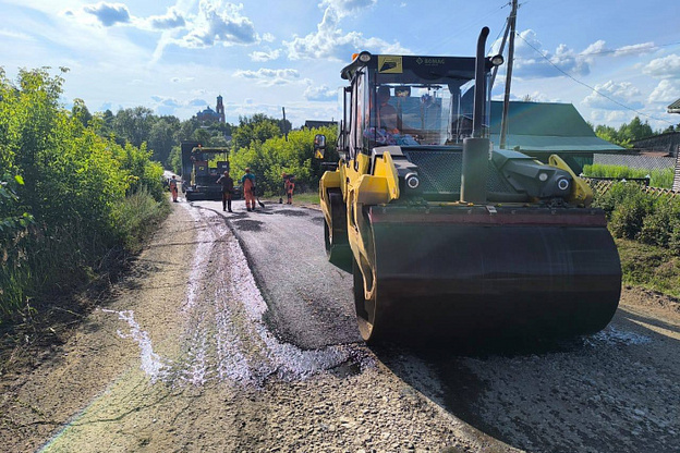    В селе Порез Унинского округа заканчивают ремонт дороги