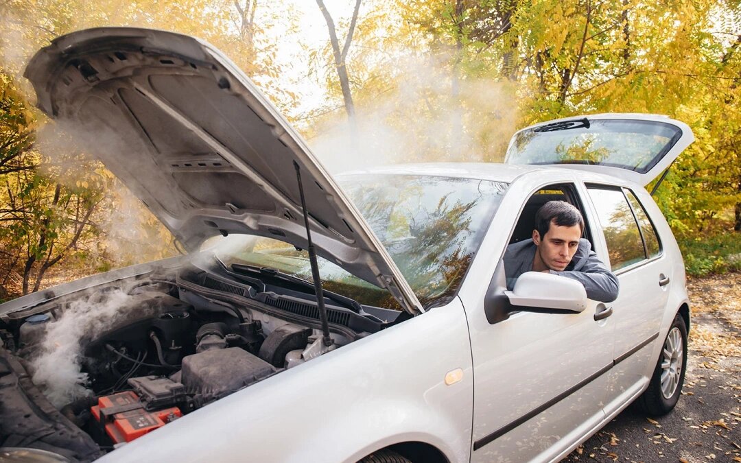 От перегрева двигателя не застрахован ни один автомобиль. Почему греется двигатель, что с этим делать и какие могут быть последствия 
