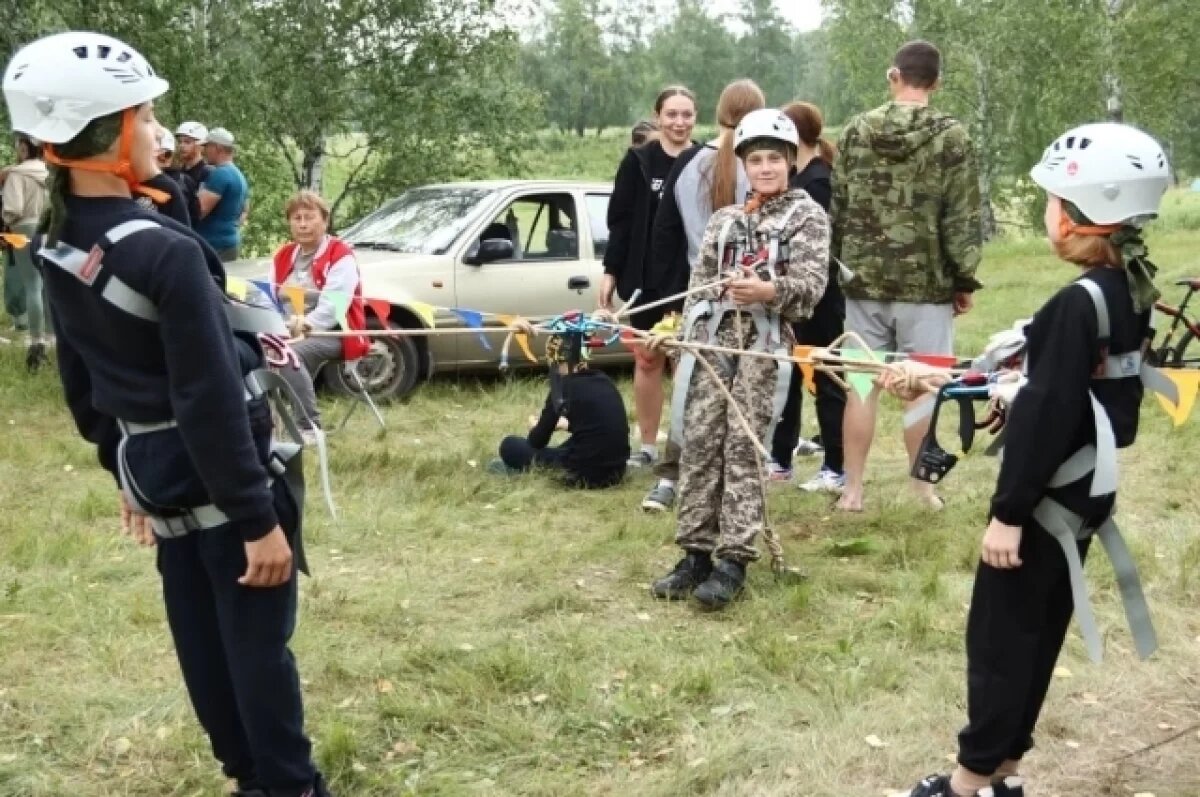    Тюменские школьники участвуют в слете-соревнованиях "Гражданин России"