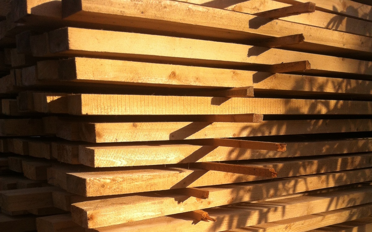 Доска после дискового многопила.