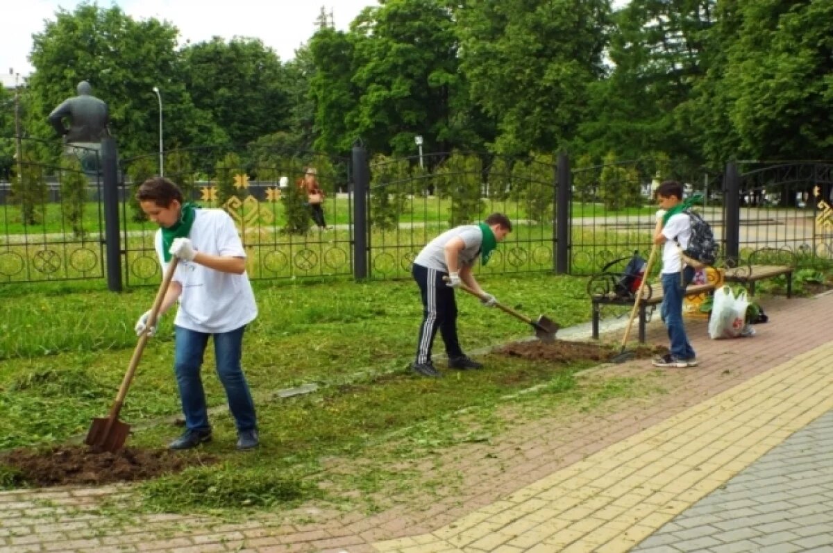    В Твери получили летнюю работу более 2,2 тысячи подростков