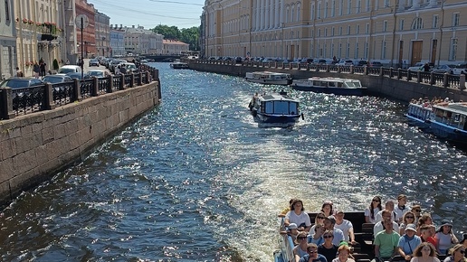 Вертикально ❤ Санкт-Петербург.