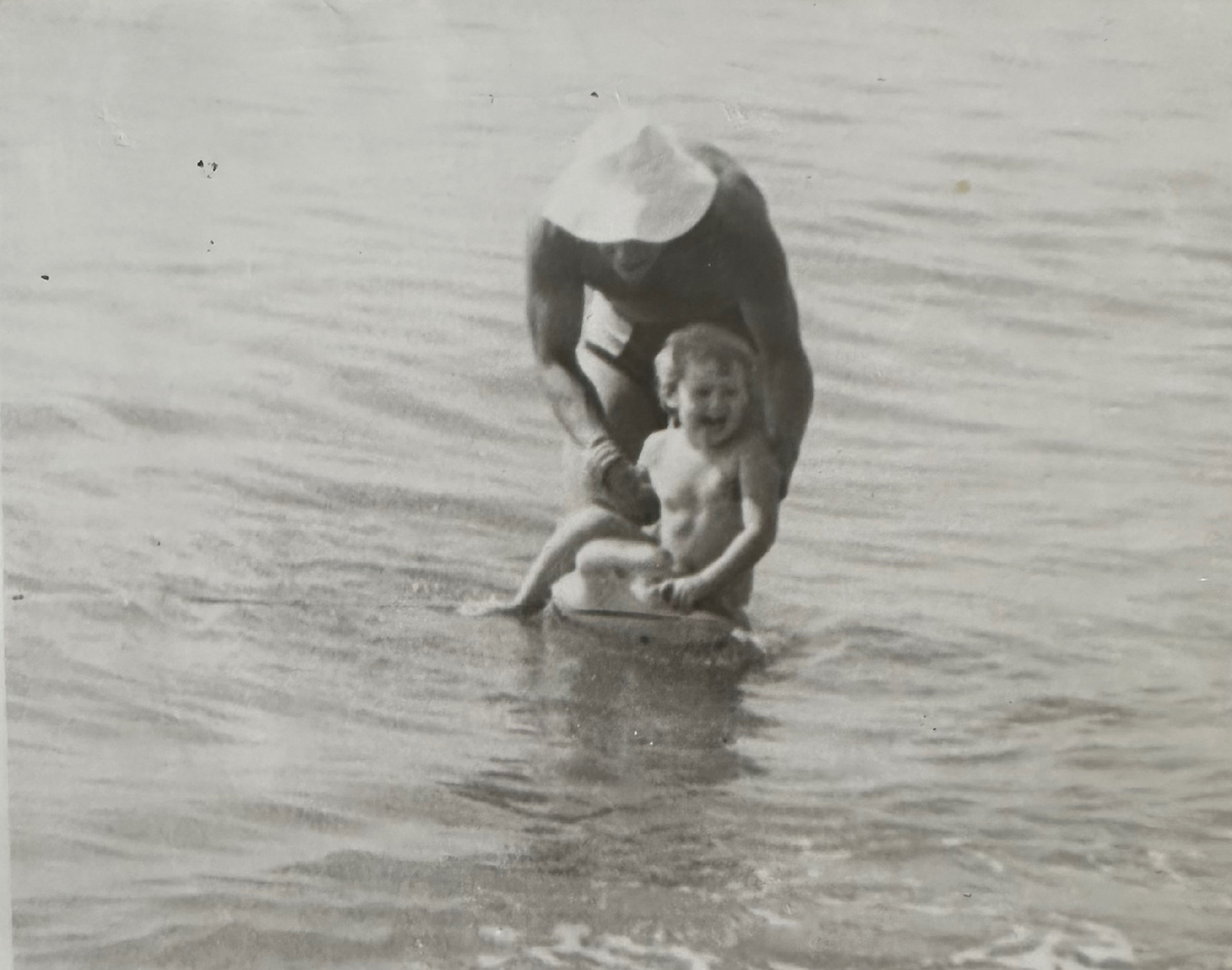 Папина Маняша на море. 1988 год