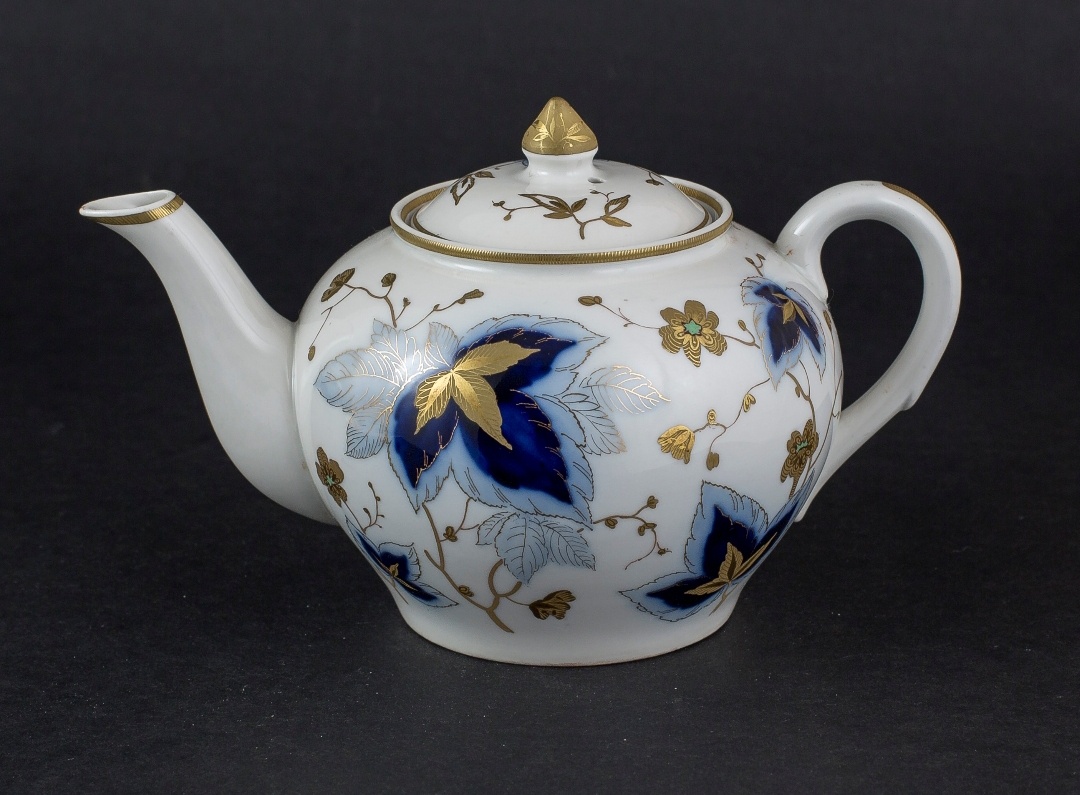 А.И. Коновалов. Чайник с крышкой из чайного сервиза из 6 предметов. Середина XX века. "Нижегородский государственный художественный музей". ГоскаталогРФ.