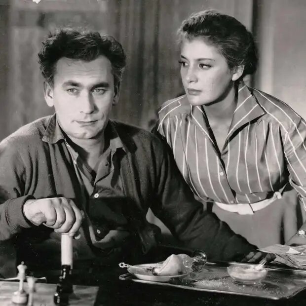 Кадр из фильма "И снова утро"