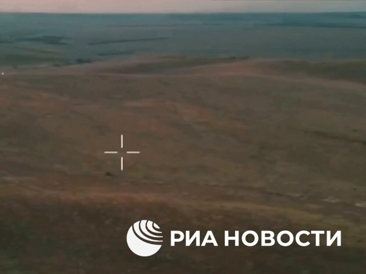    Кадры штурма позиций ВСУ в районе населенного пункта Переездное в ДНР© Министерство обороны РФ