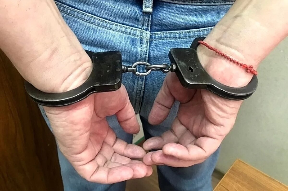    В Новочеркасске силовики задержали участников «голой вечеринки»