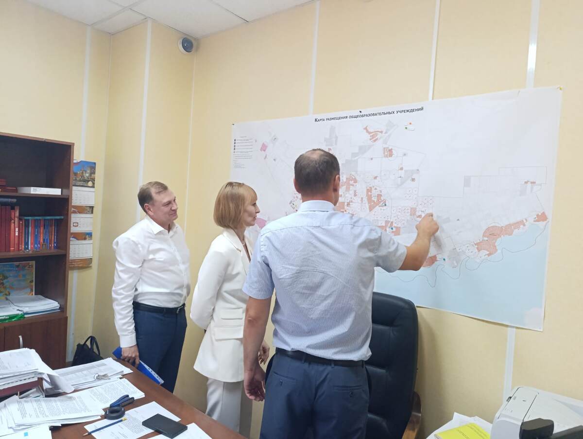 депутаты ЗСК Алексей Бузмаков и Светлана Ангальт