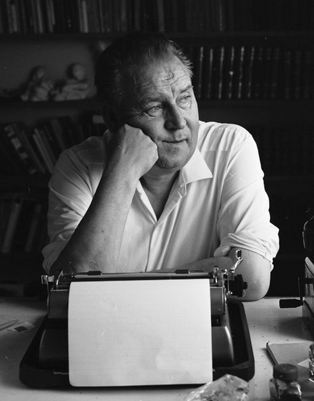 Википедия https://ru.wikipedia.org/wiki/Пройсен,_Альф